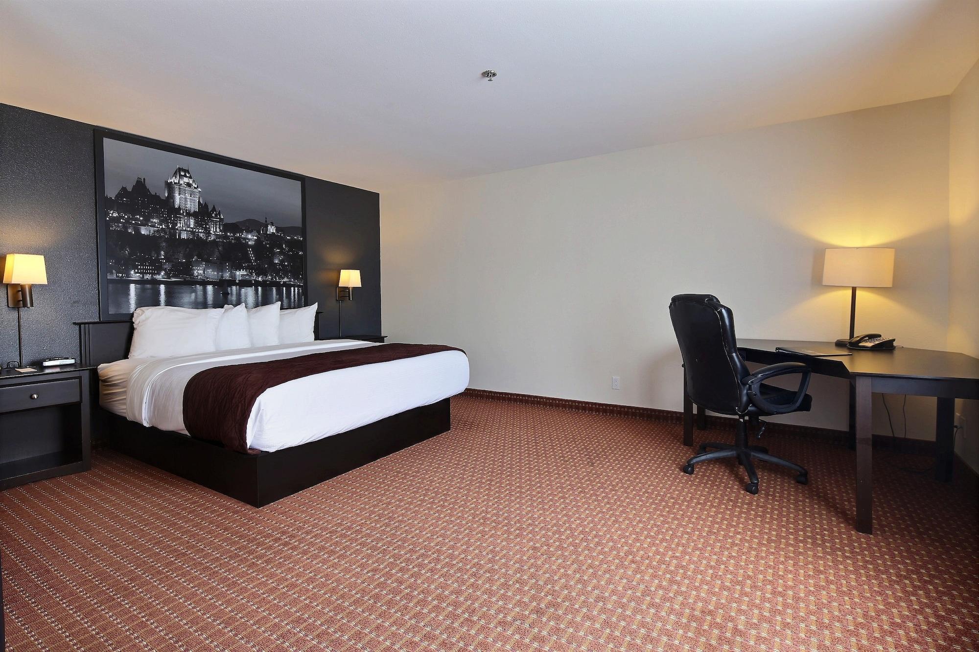 Super 8 By Wyndham Quebec City Exterior photo